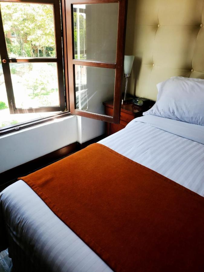 Hotel Virrey Park Bogota Buitenkant foto