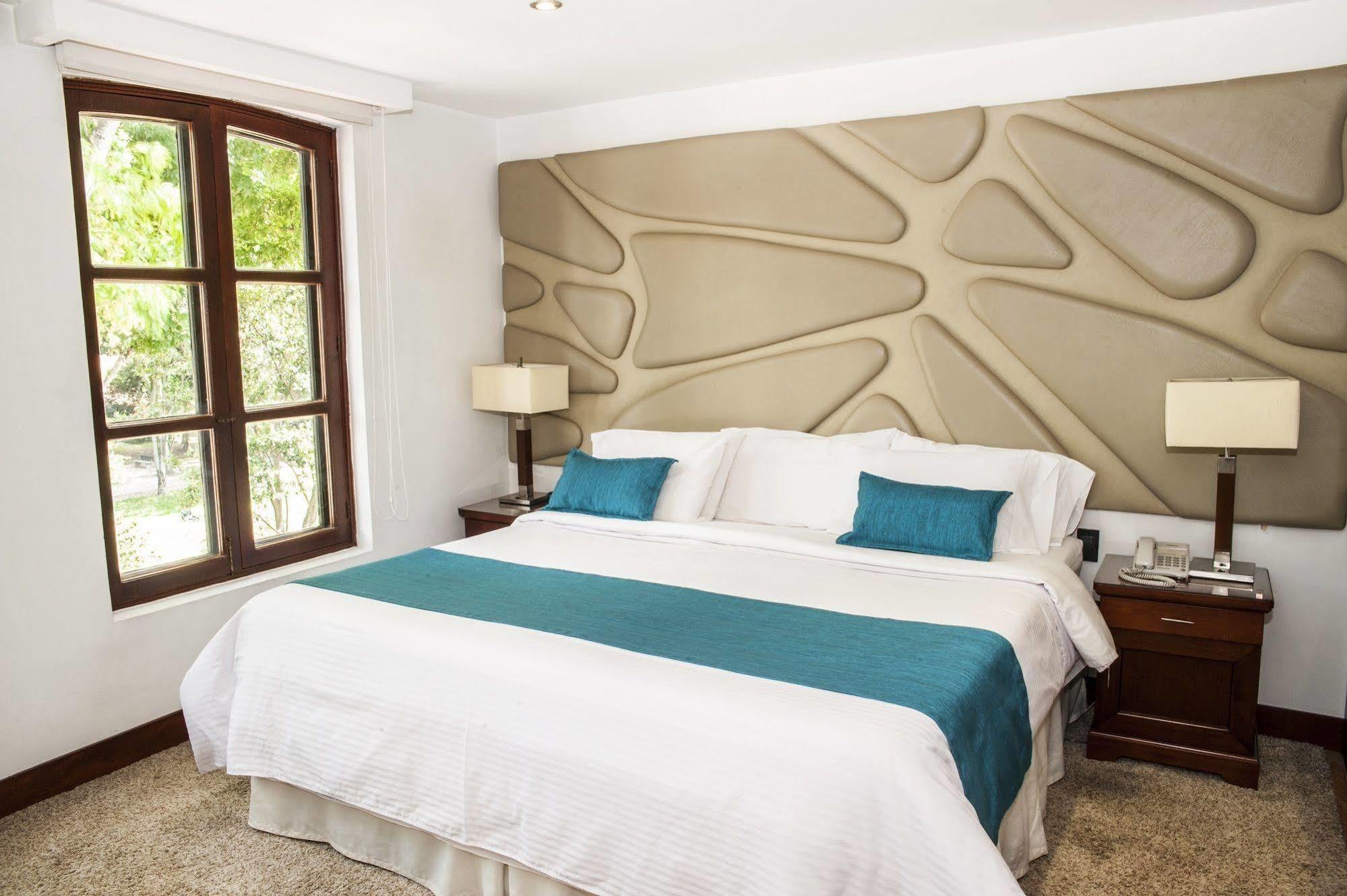 Hotel Virrey Park Bogota Buitenkant foto
