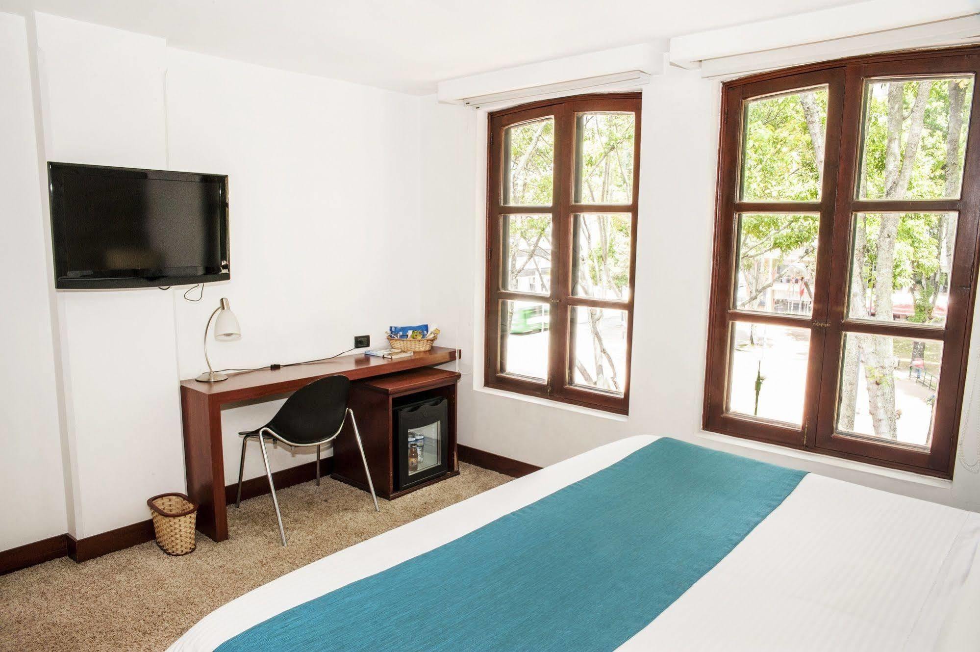 Hotel Virrey Park Bogota Buitenkant foto