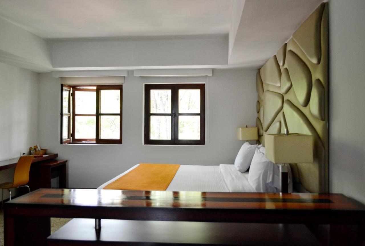 Hotel Virrey Park Bogota Buitenkant foto